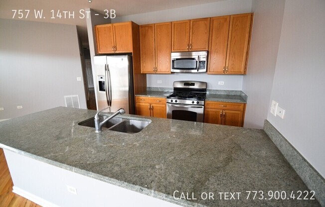 757 W 14 ST