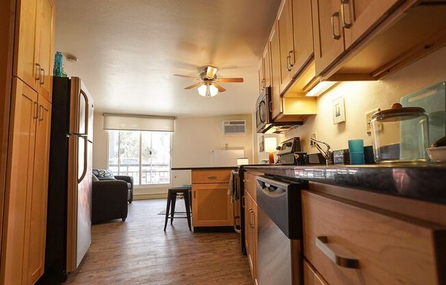 1 bed, 1 bath, $1,660