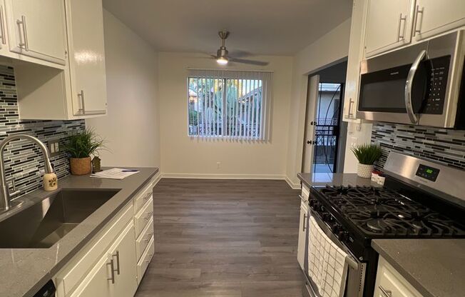 2 beds, 1 bath, 1,100 sqft, $2,475, Unit 241-39