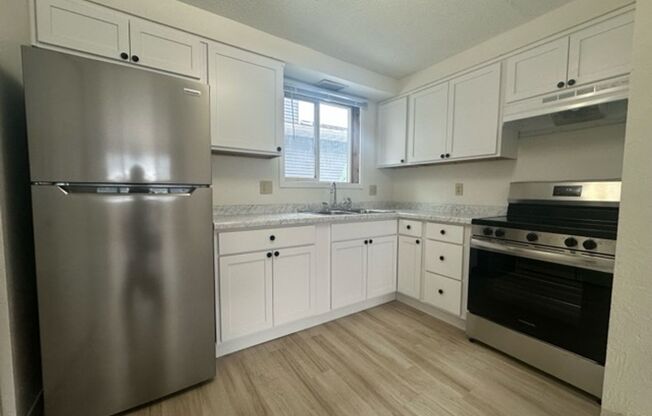 2 beds, 1 bath, 752 sqft, $925, Unit Unit 1