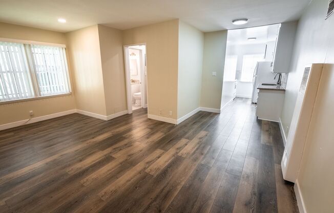 1 bed, 1 bath, 600 sqft, $1,898, Unit 24