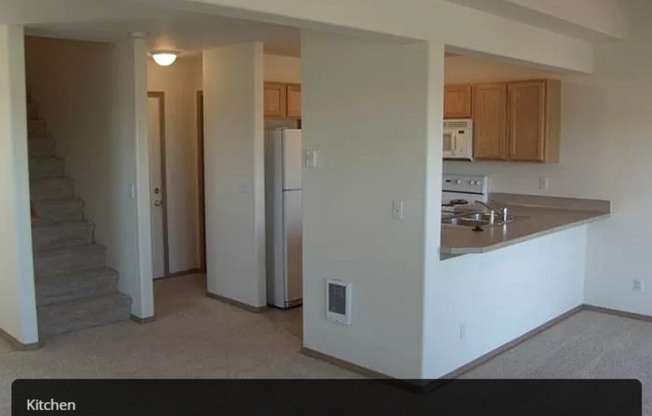 2 beds, 1.5 baths, 1,127 sqft, $1,800, Unit 3524