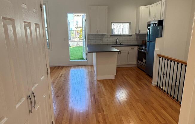 562 39 ST