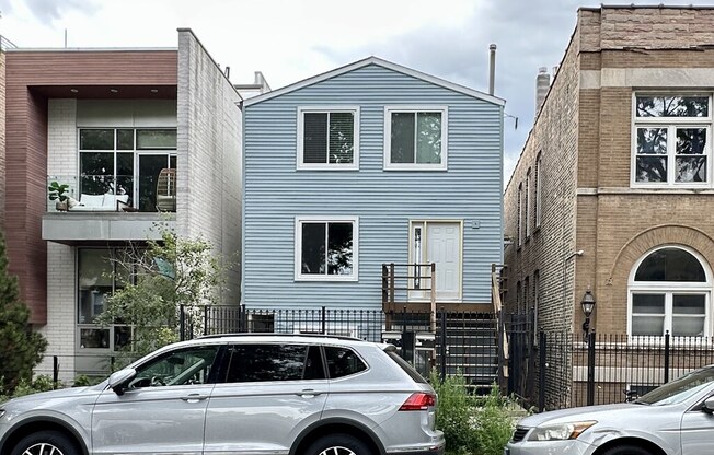 1825 MARSHFIELD