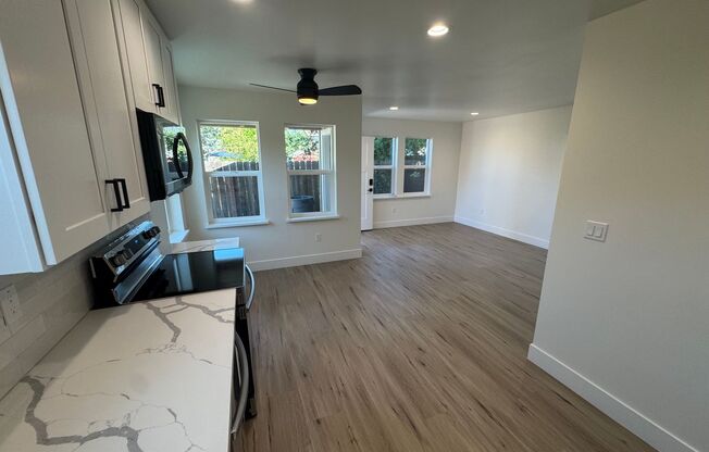 5228 2nd Ave