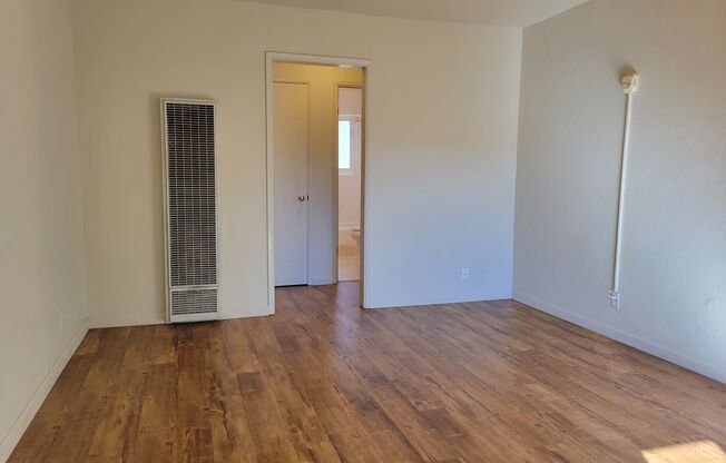 1 bed, 1 bath, $1,895, Unit Unit 15