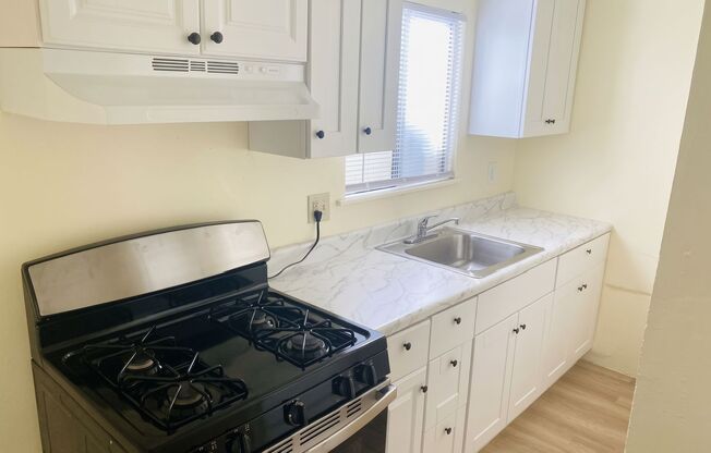 1 bed, 1 bath, 603 sqft, $1,650, Unit A