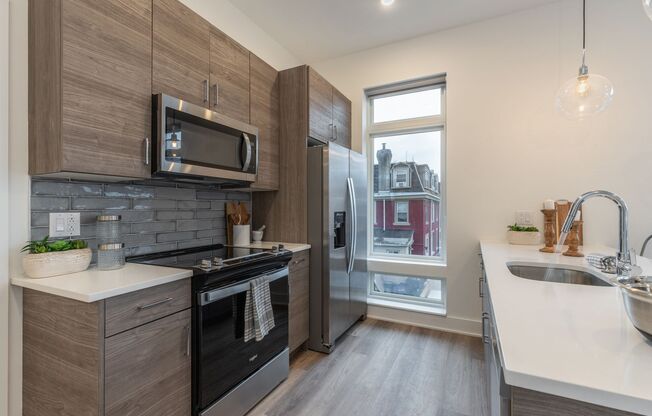 2 beds, 2 baths, 1,100 sqft, $1,875, Unit 208