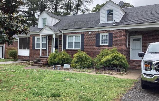 6413 GLENOAK DR