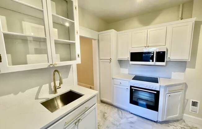 1697-1699 Cambridge St