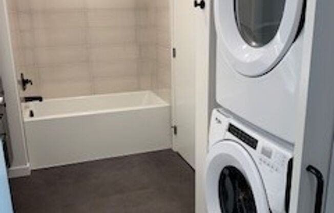 1 bed, 1 bath, 578 sqft, $3,095, Unit 206