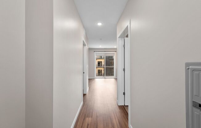 Studio, 1 bath, 465 sqft, $1,050, Unit 534