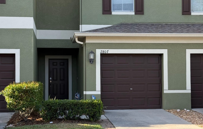 BEAUTIFUL 2 bedroom, 2.5 bath  townhome  FOR RENT IN BRANDON, FL