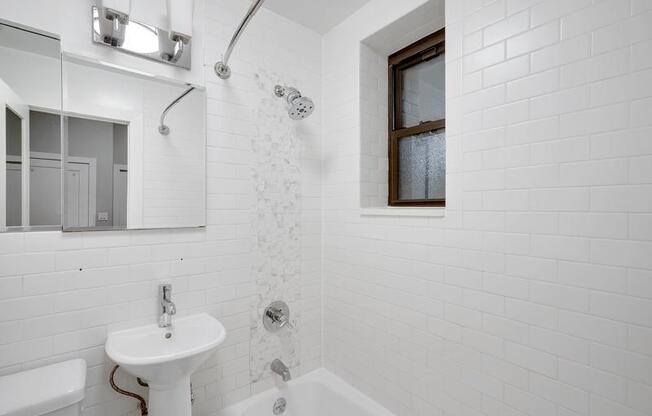 518 E 88 ST