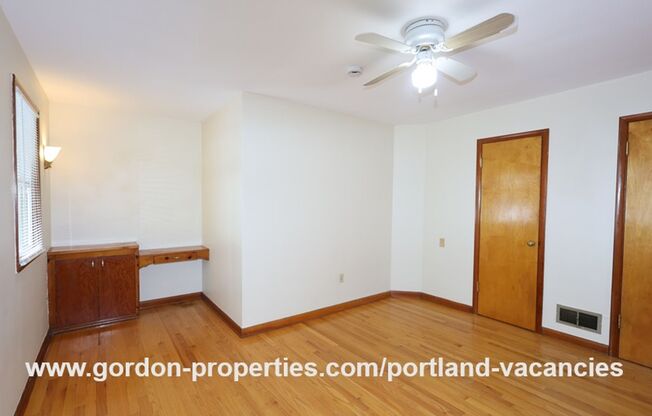 2 beds, 1 bath, $1,875, Unit 2805