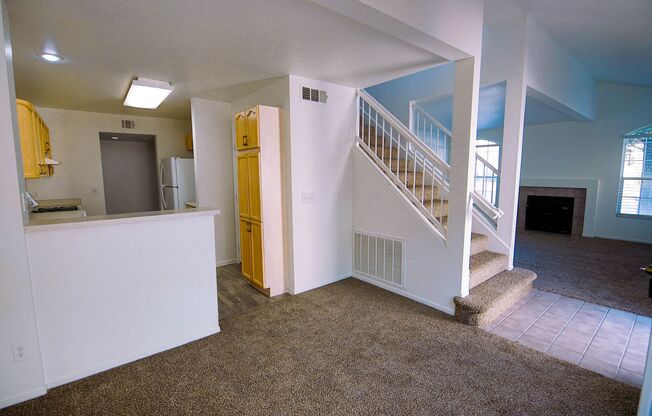 SOUTHWEST - STONE CANYON WEST TOWNHOMES