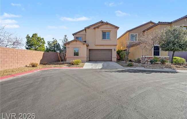Beautiful 4 Bed in Gated Community