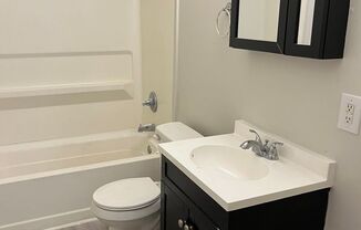 1 bed, 1 bath, 520 sqft, $1,025, Unit 108