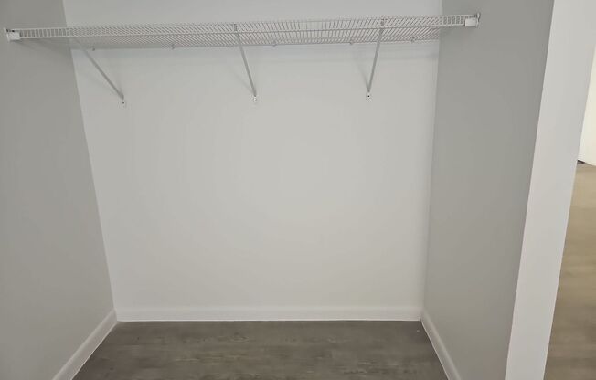 2 beds, 1.5 baths, 830 sqft, $890, Unit 3630 W4