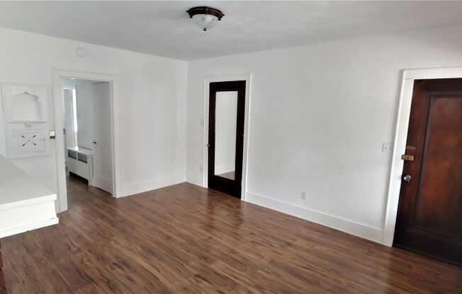 Newly Renovated 1BD/1BA 1st floor apartment for rent in Bellevue