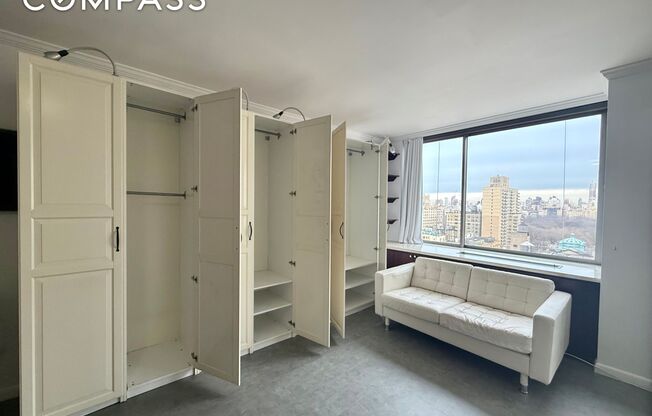Studio, 1 bath, $3,650, Unit 22K