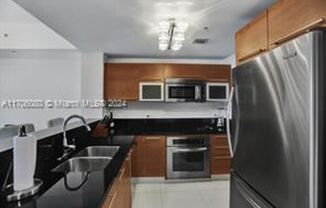 253 NE 2nd St appt 903 (A11706080)