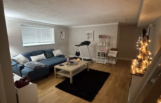1 bed, 1 bath, 625 sqft, $2,100, Unit 2