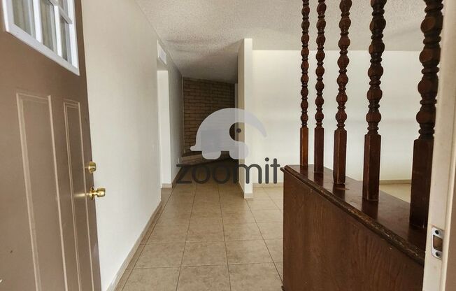 SPACIOUS 4-BEDROOM HOME IN MESA – $2,194 PER MONTH