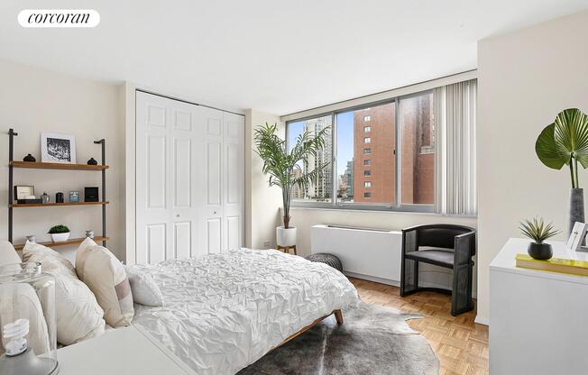 1 bed, 1 bath, 680 sqft, $4,800, Unit 10C