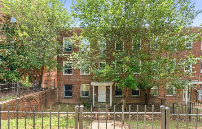 1813 Maryland Ave NE