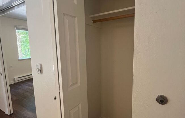 1 bed, 1 bath, 480 sqft, $1,395, Unit 205