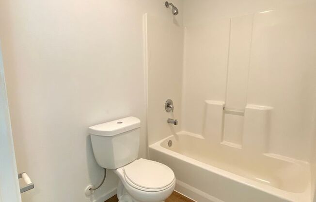 Studio, 1 bath, 175 sqft, $1,150, Unit 4215