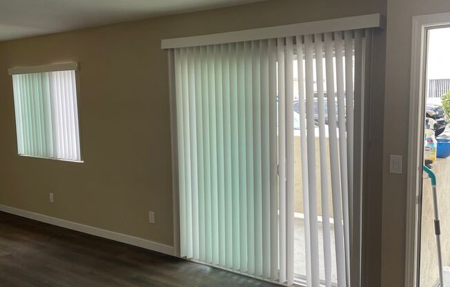 2 beds, 2 baths, 925 sqft, $2,500, Unit 42