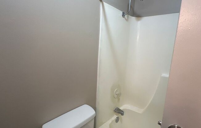 1 bed, 1 bath, 769 sqft, $1,109, Unit 7536-10