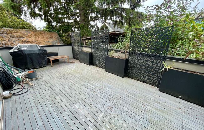 Sophisticated 3 Bedroom Townhome