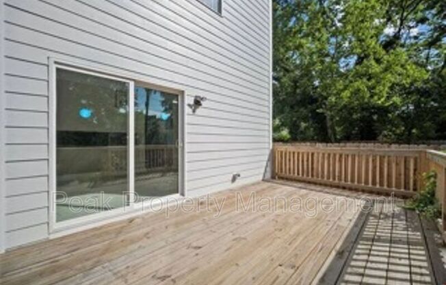 1203 N 19 ST