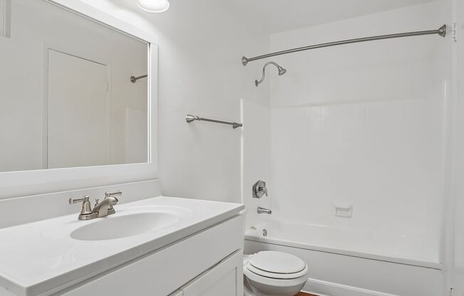 1 bed, 1 bath, 775 sqft, $2,545, Unit 41