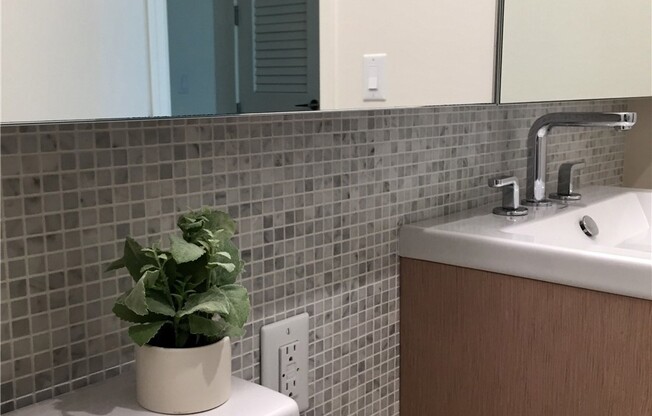 1 bed, 1.5 baths, 937 sqft, $4,150, Unit 1828