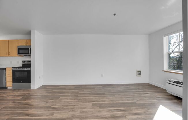 1 bed, 1 bath, 591 sqft, $1,949, Unit 102