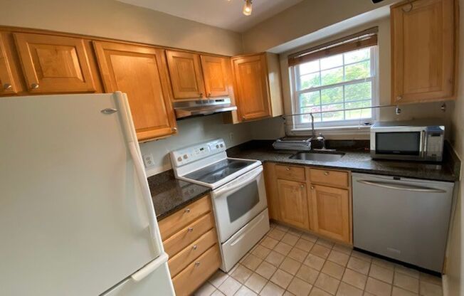 1 bed, 1 bath, $1,795, Unit # 6