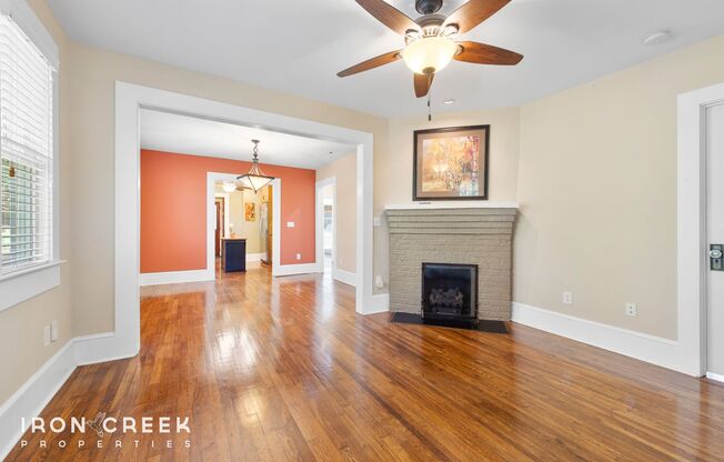 Gorgeous Three Bedroom House in North Asheville