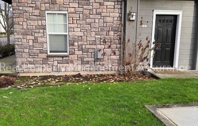 10651 NE RED WING WAY