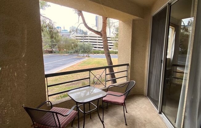1 bed, 1 bath, $1,650, Unit 122