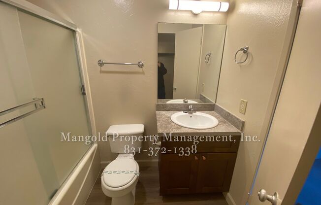 1 bed, 1 bath, 576 sqft, $1,900, Unit 09