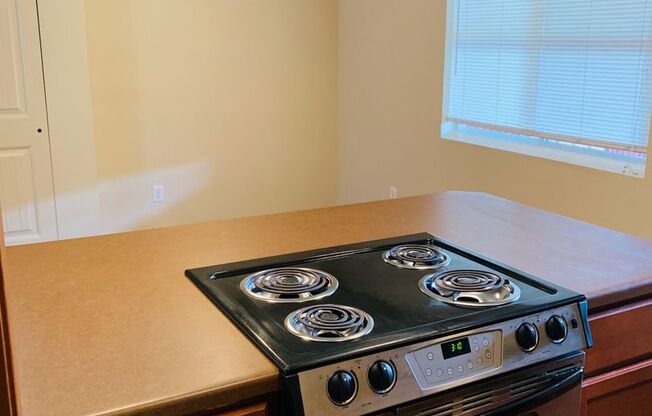 1 bed, 1 bath, 660 sqft, $1,295, Unit 4672 - 103