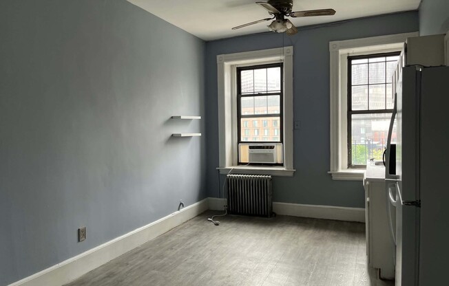 213 Hanover Street 5