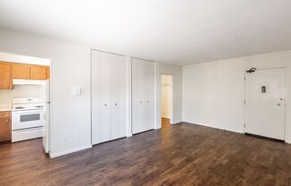 242 West Franklin Ave