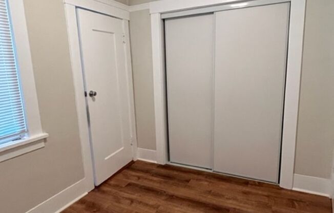 2 beds, 1 bath, $2,100, Unit #6