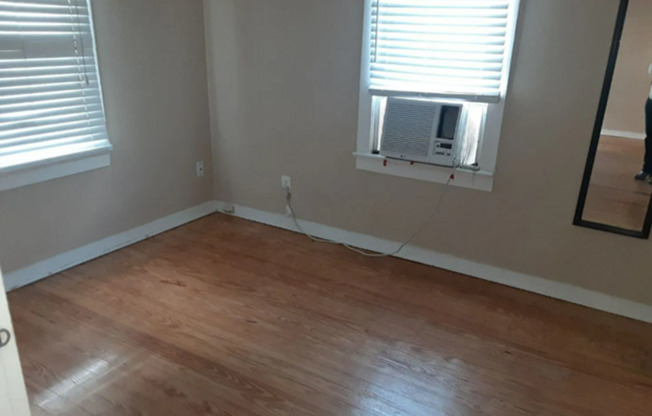 1 BEDROOM WALKING DISTANCE TO THE HEART OF SANFORD