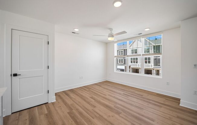 2 beds, 2.5 baths, 1,200 sqft, $1,850, Unit 2942 SE Apex Vista